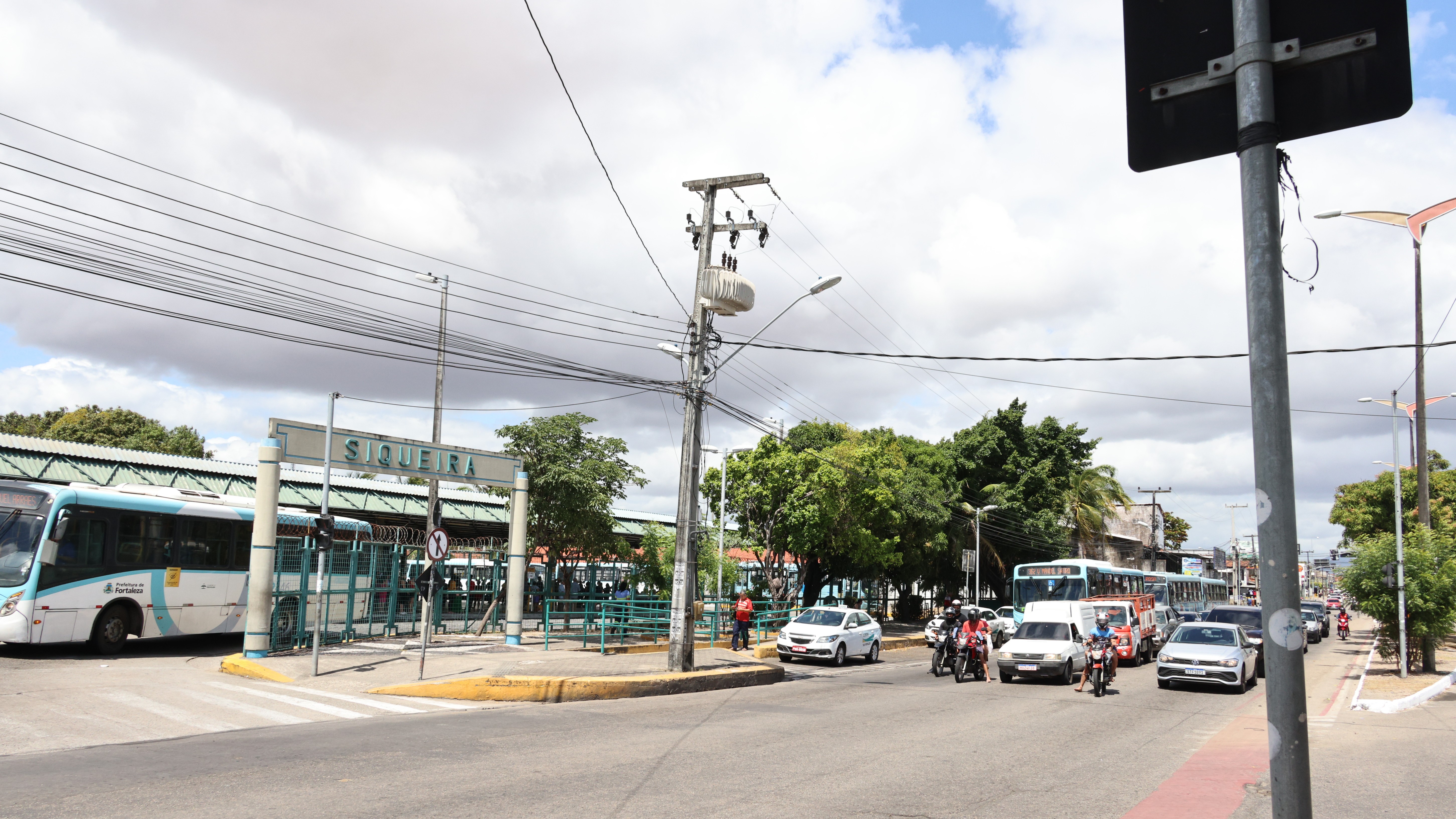 fachada do terminal do siqueira